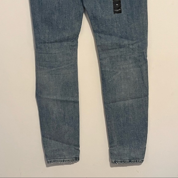 Brand New Forever 21 Skinny Jeans - Picture 5 of 7